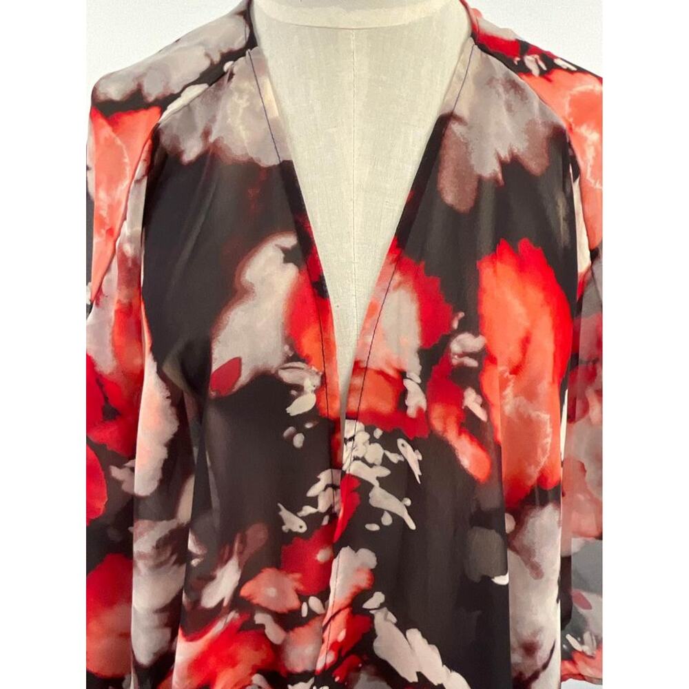 Lularoe Womans Floral Jacket/Kimono Size Large